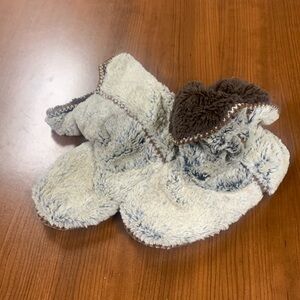 Furry house slippers